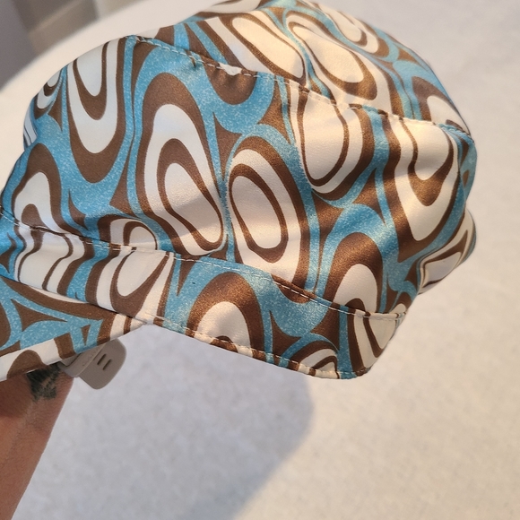 Retro look satin hat new - Picture 3 of 3